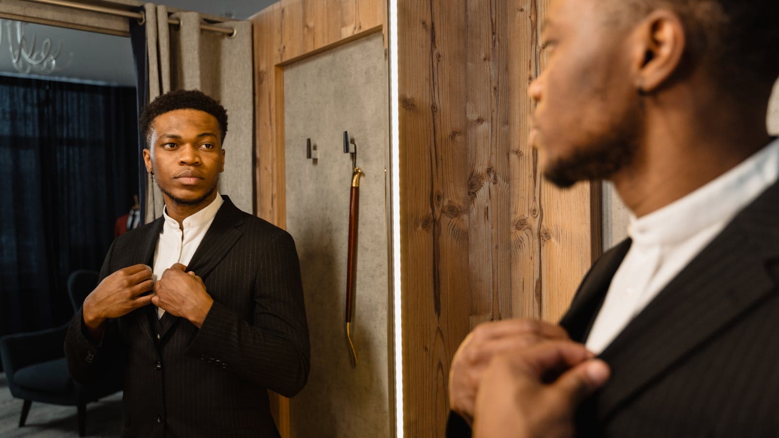 The Modern Mandarin Collar Suit: Custom Guide for 2026